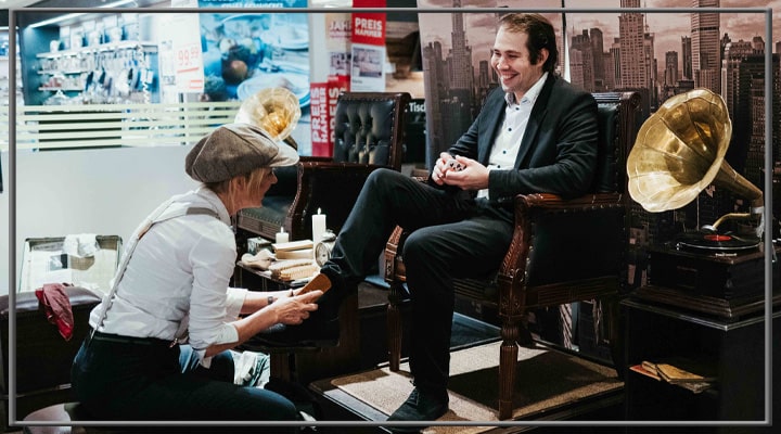 Schuhputzer für Promotion buchen